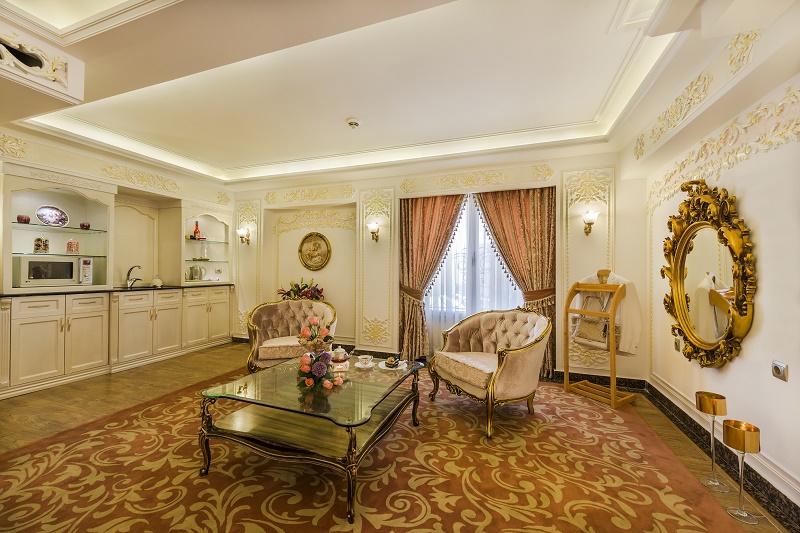 رزرو اتاق پرنسس رویال در هتل قصر طلایی مشهد